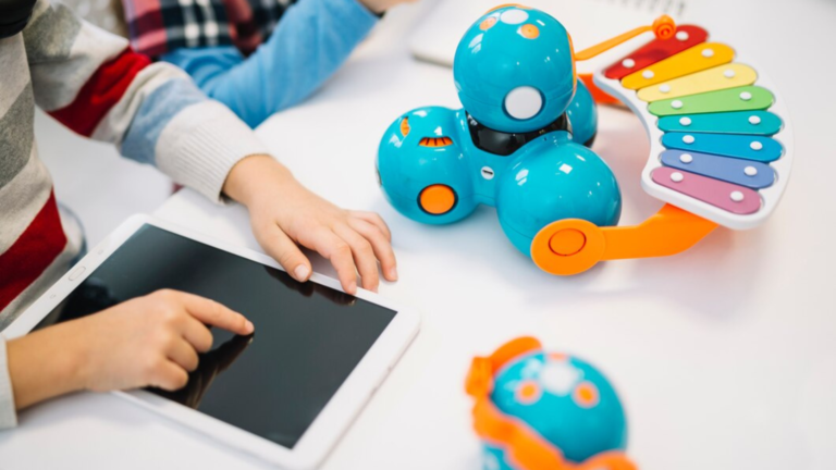 The Ultimate Guide to Lumolog’s Top Educational Toys That Make Learning Fun